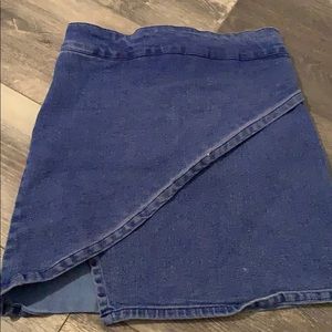 Brandy Melville skirt